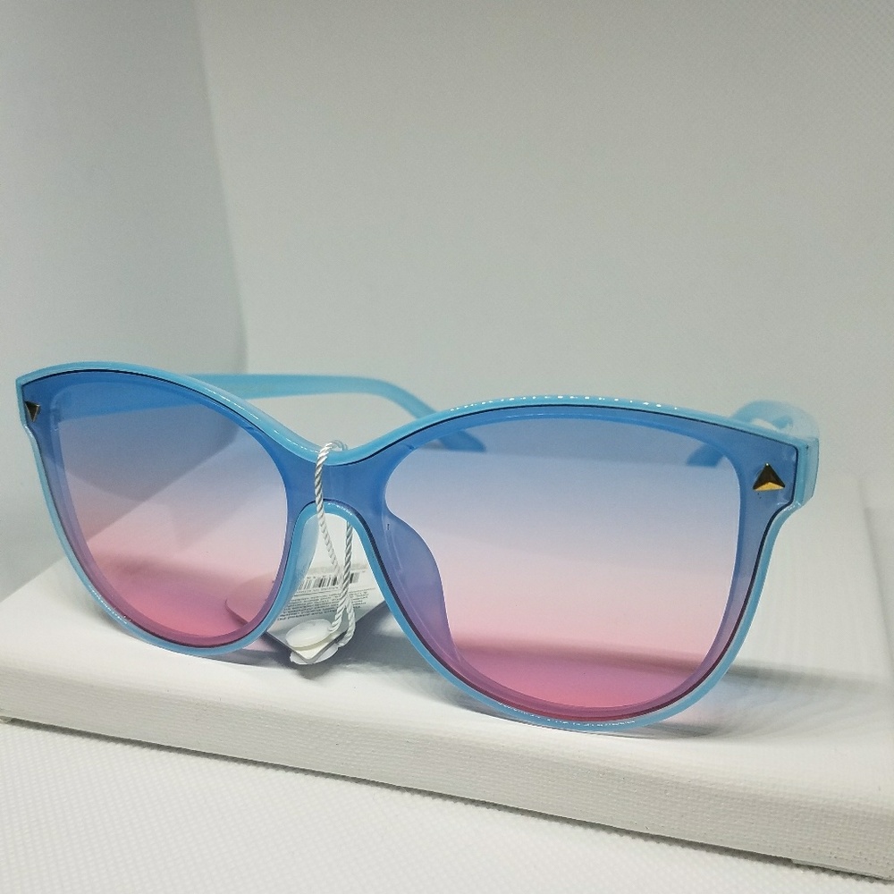 Oceanic Shades